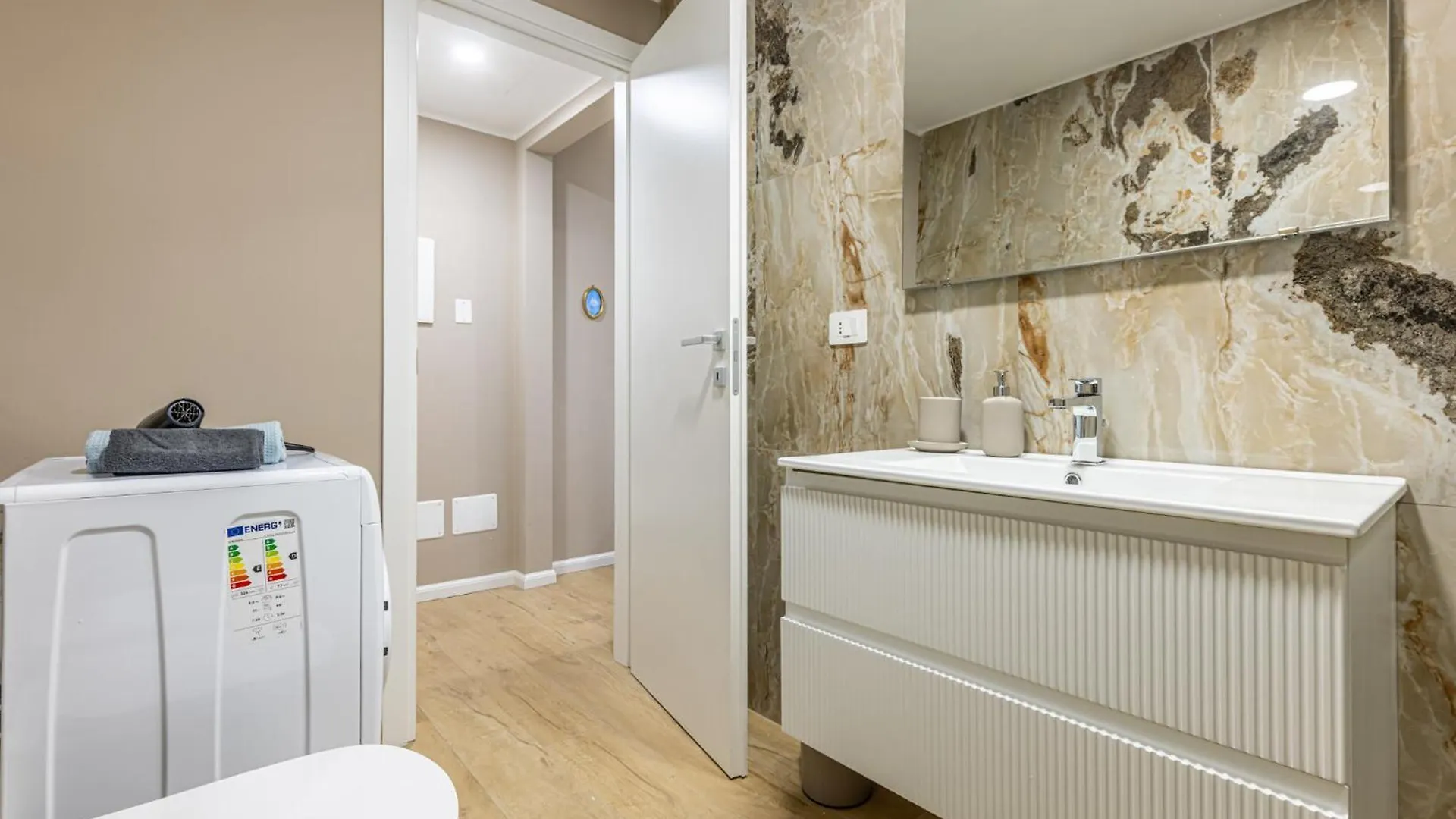 Apartment Serenity Suite - 17Min Duomo - M2 Gorla Milan